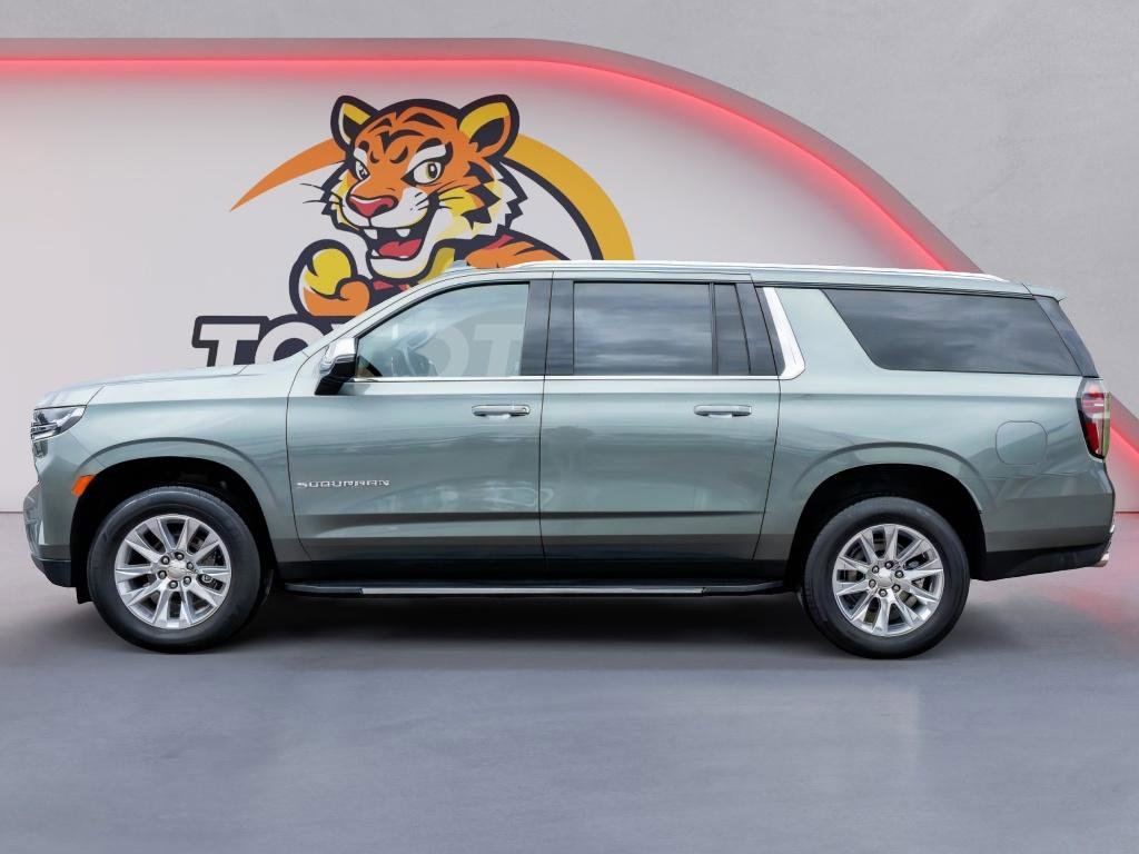 Used 2024 Chevrolet Suburban Premier AWD/4WD image 8