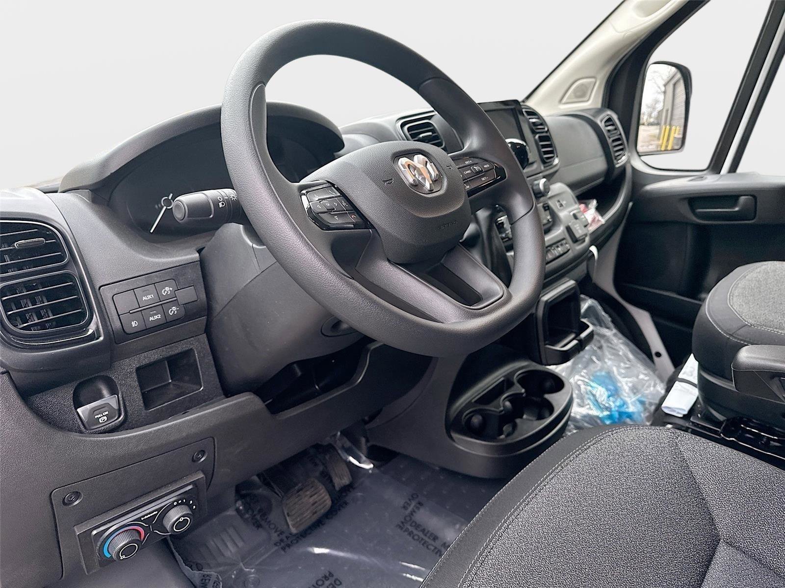 Used 2024 RAM ProMaster 2500 w/ Safety Group image 9