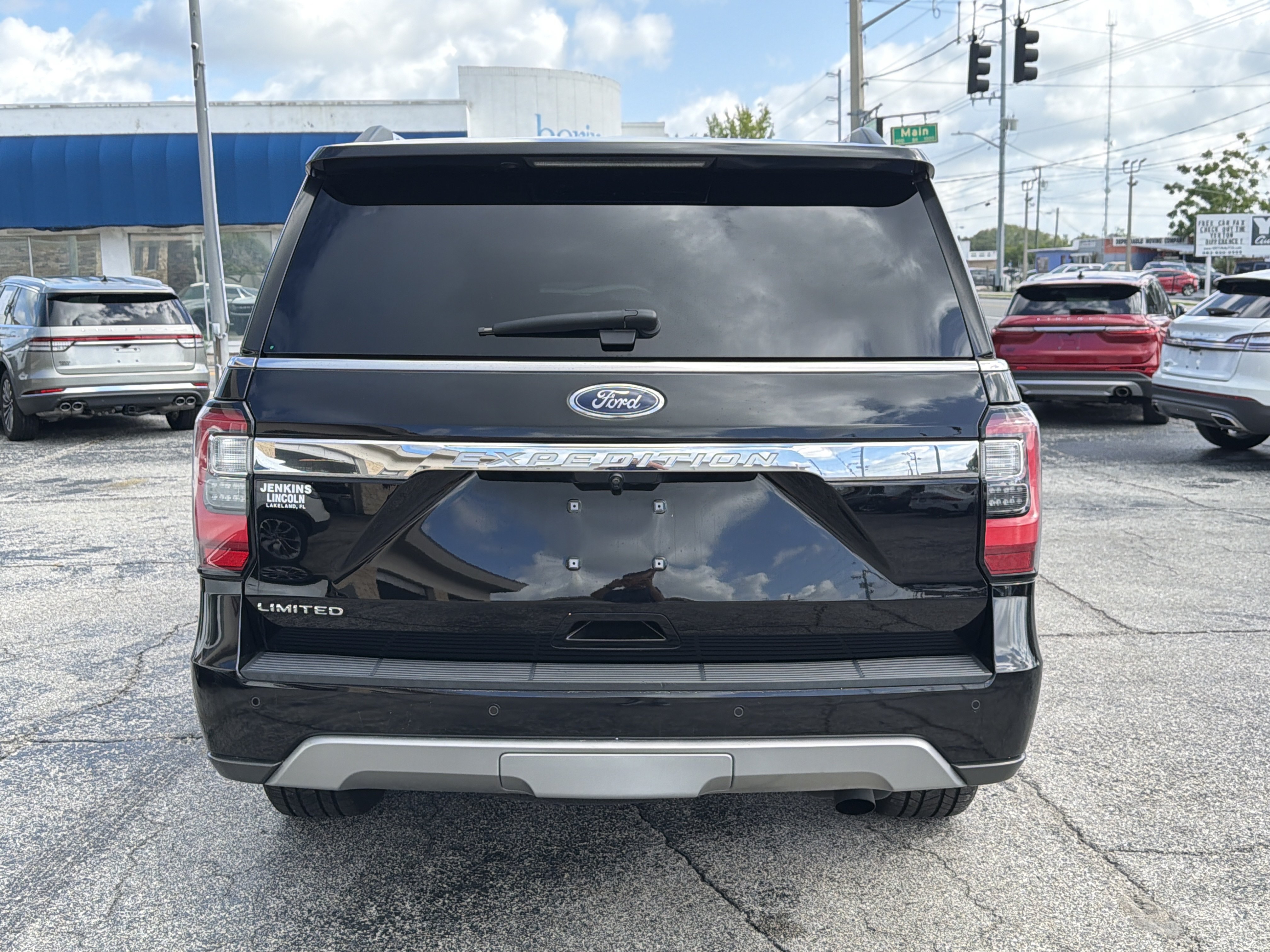 Used 2021 Ford Expedition Limited RWD image 6