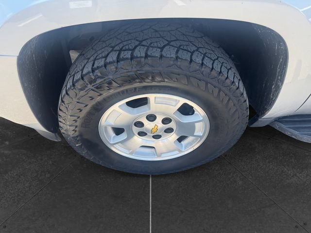 Used 2013 Chevrolet Avalanche LS RWD image 9