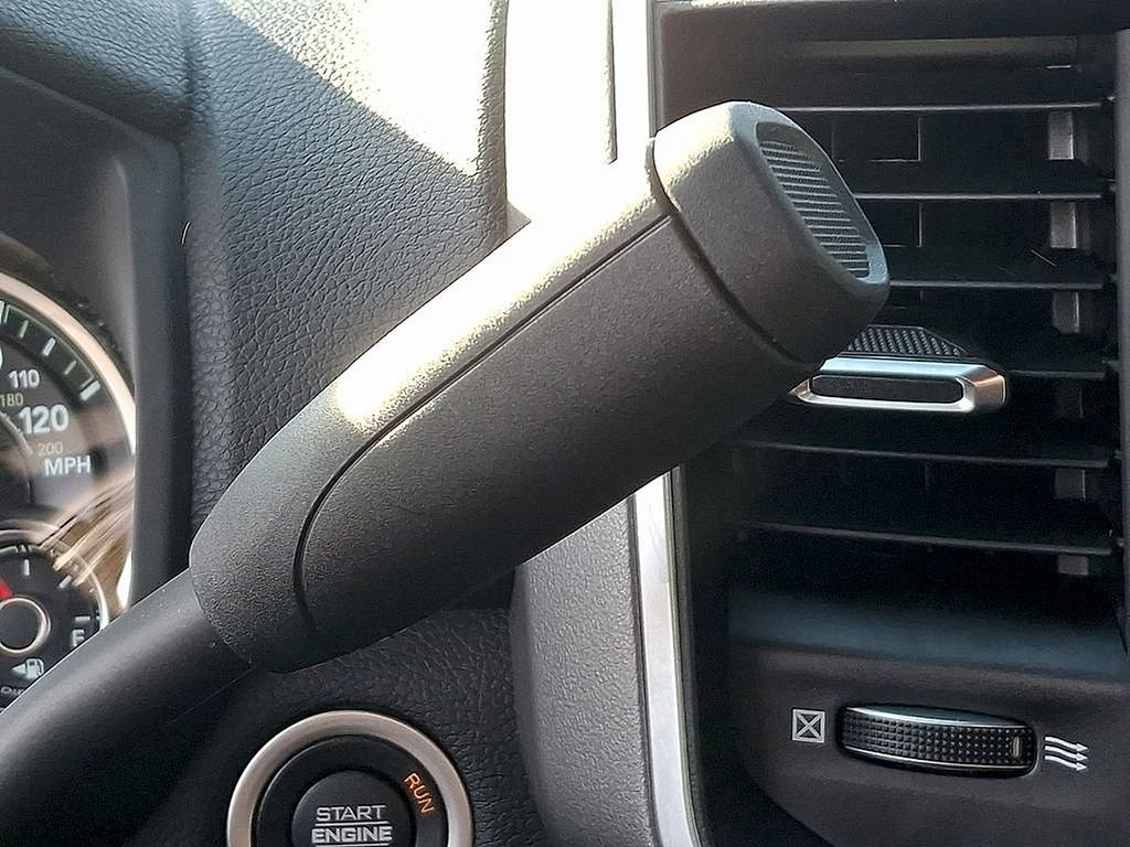 Used 2023 RAM 2500 Big Horn w/ Level 1 Equipment Group image 14