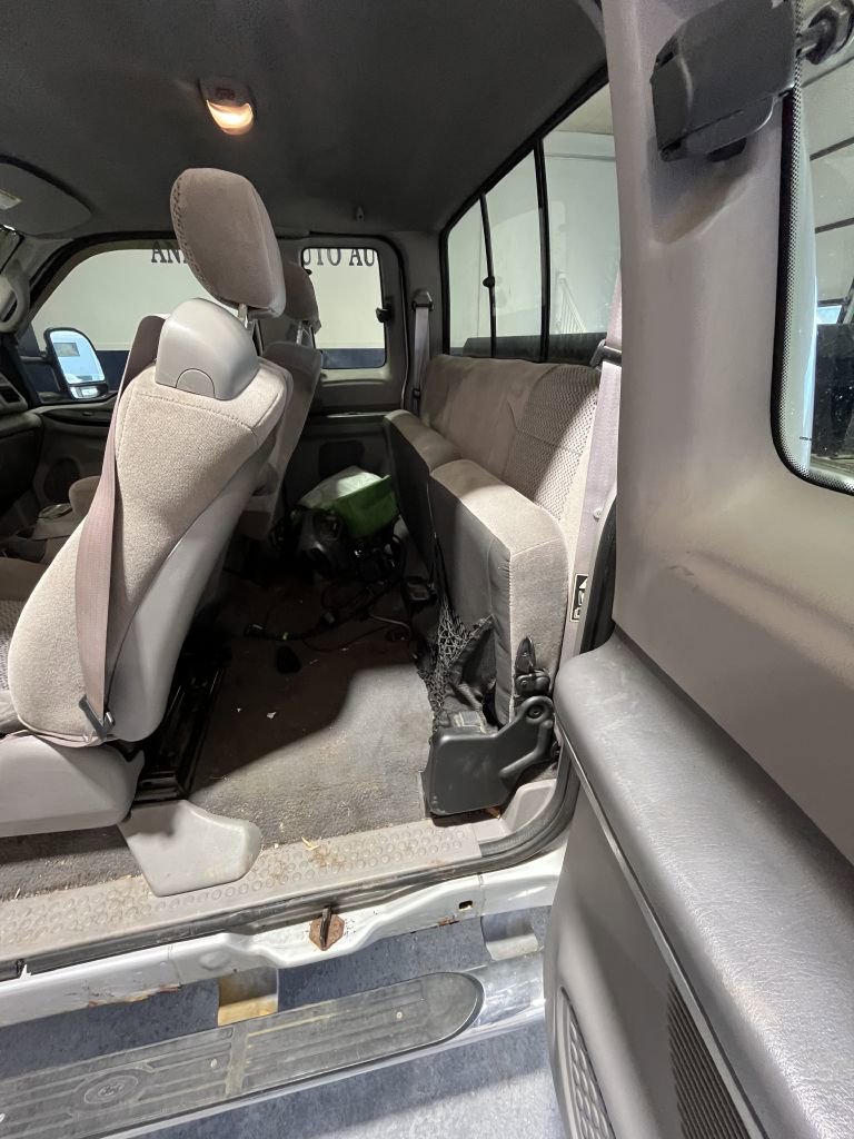 Used 2001 Ford F250 4x4 SuperCab Super Duty image 6