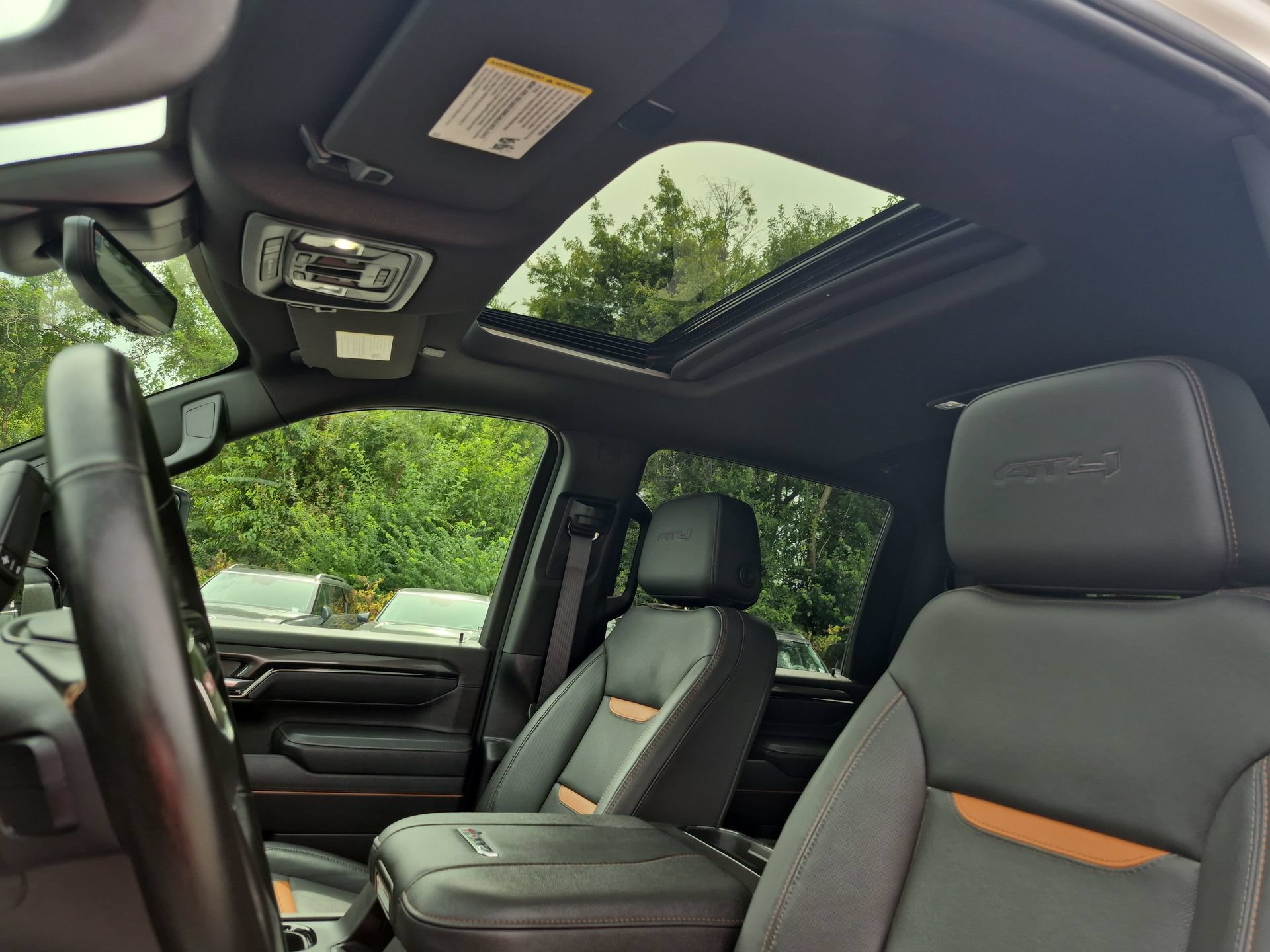 Certified 2025 GMC Sierra 2500 AT4 w/ AT4 Premium Plus Package AWD/4WD image 19