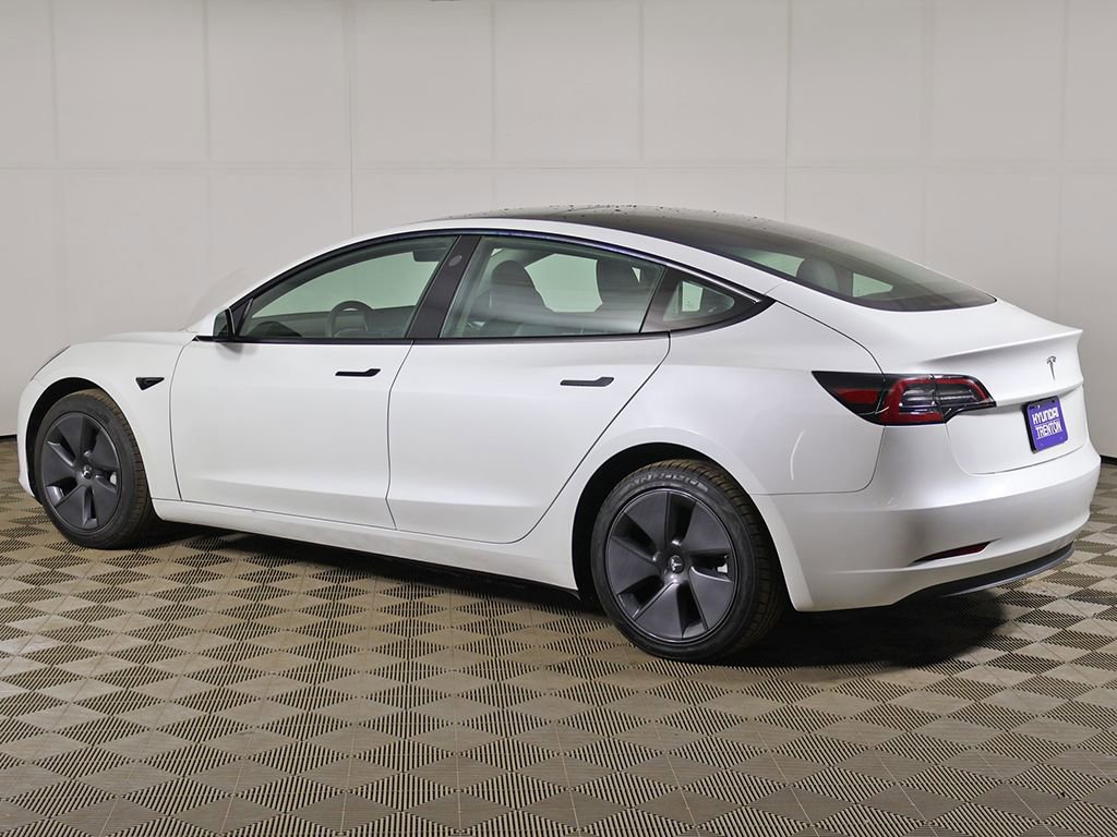 Used 2023 Tesla Model 3 Standard Range image 10