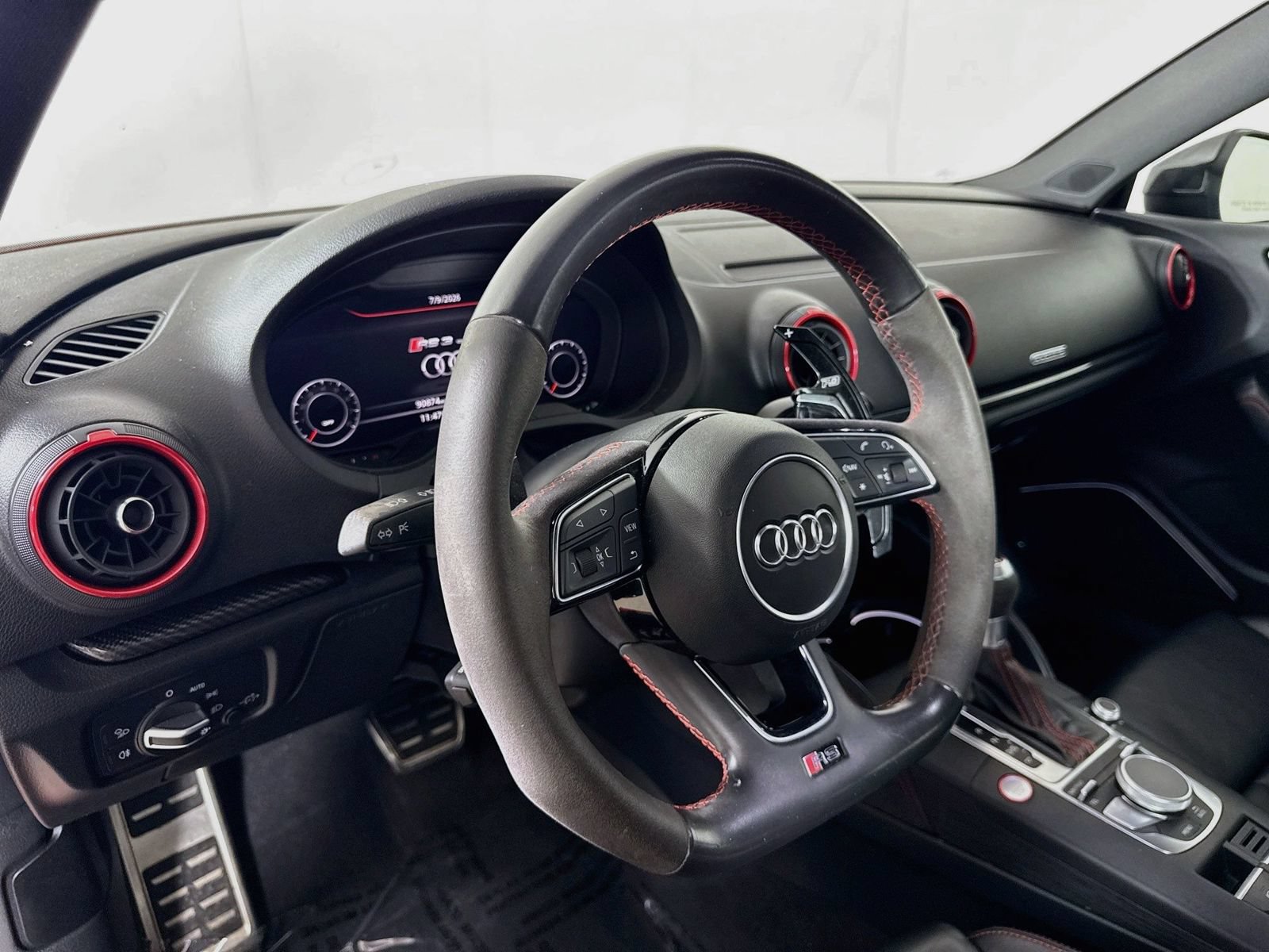 Used 2018 Audi RS 3 AWD/4WD image 4