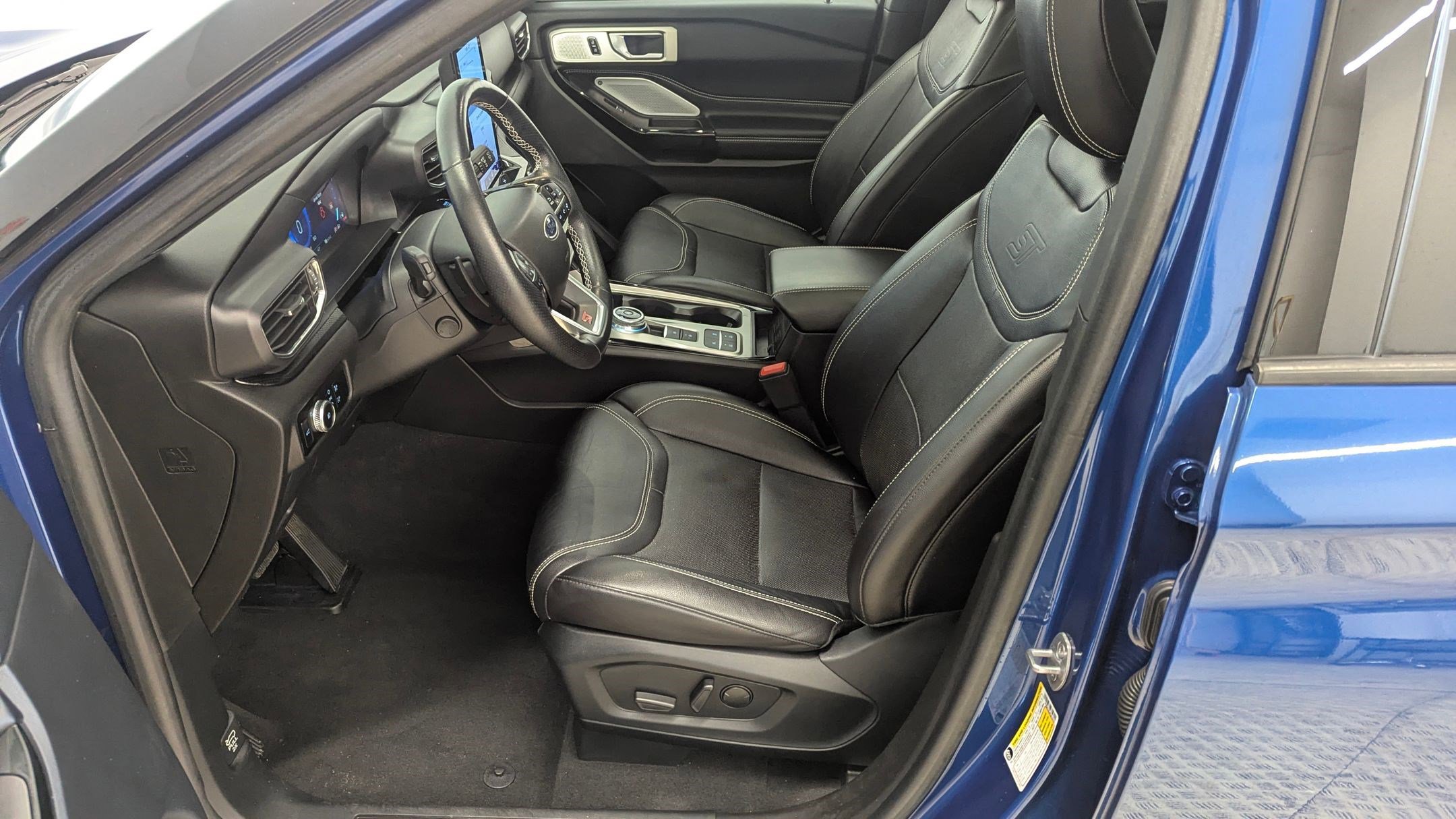 Certified 2023 Ford Explorer ST w/ Equipment Group 401A image 4