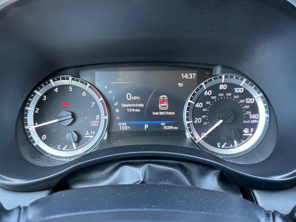 Used 2023 Toyota Highlander XLE FWD image 32