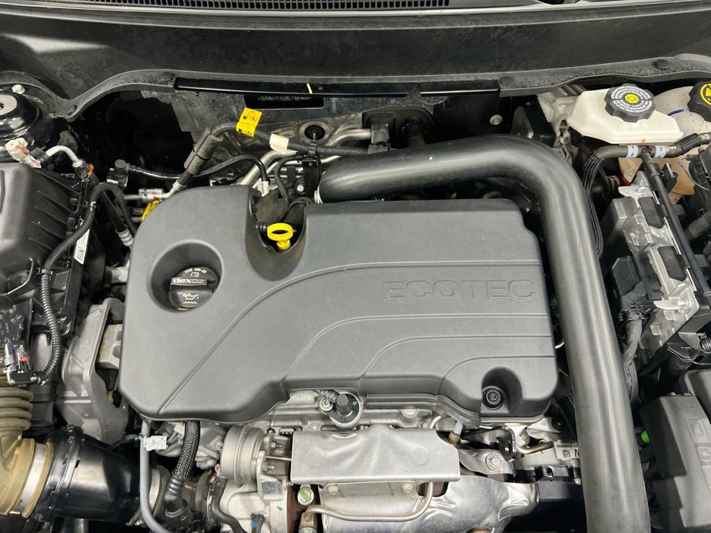 Used 2024 Chevrolet Equinox LS FWD image 24