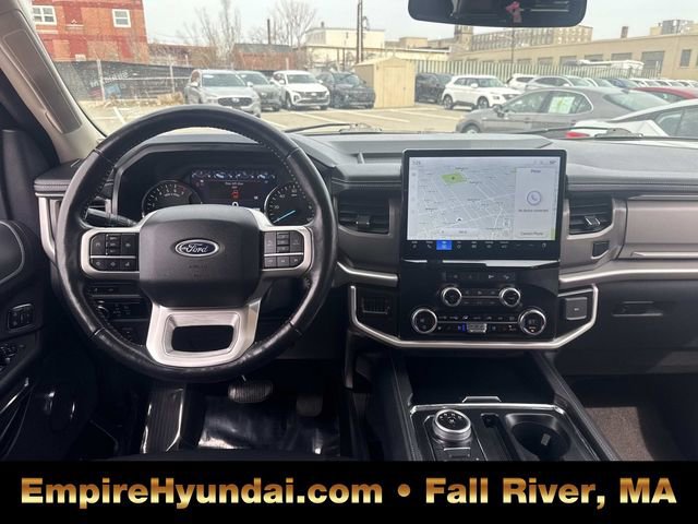 Used 2024 Ford Expedition Max XLT image 15