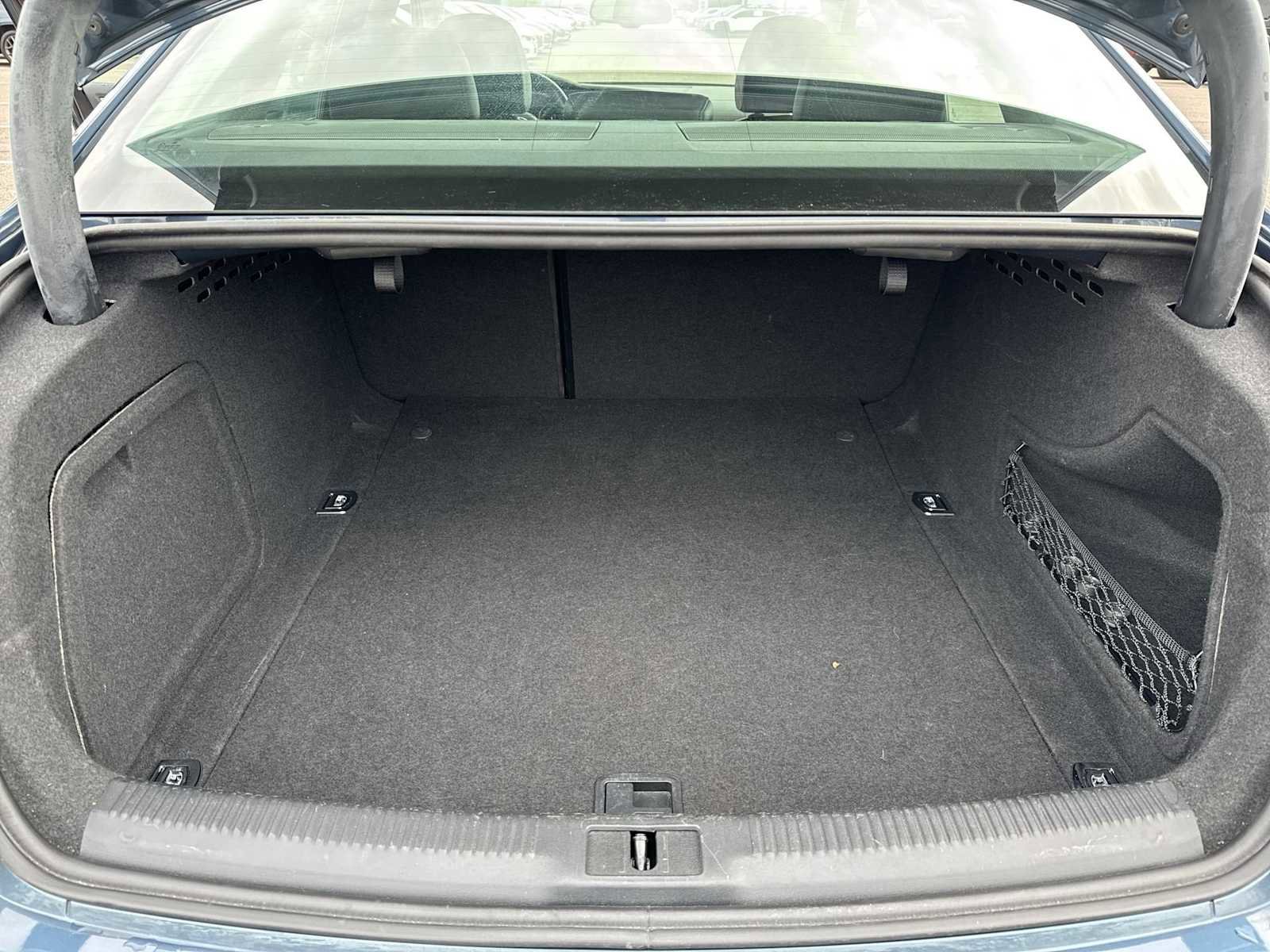 Used 2016 Audi A4 2.0T Premium Plus w/ Technology Package image 33