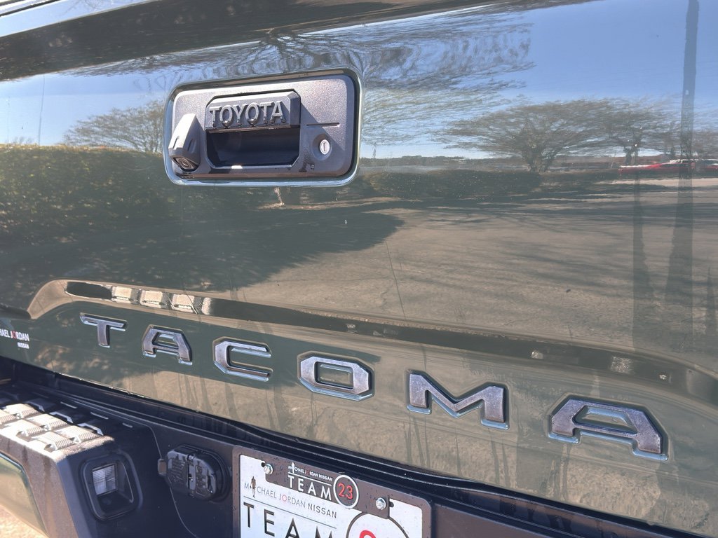 Used 2021 Toyota Tacoma TRD Sport image 15