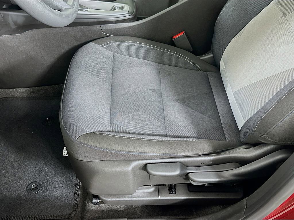 Used 2025 Chevrolet Trax LS w/ LS Convenience Package image 19