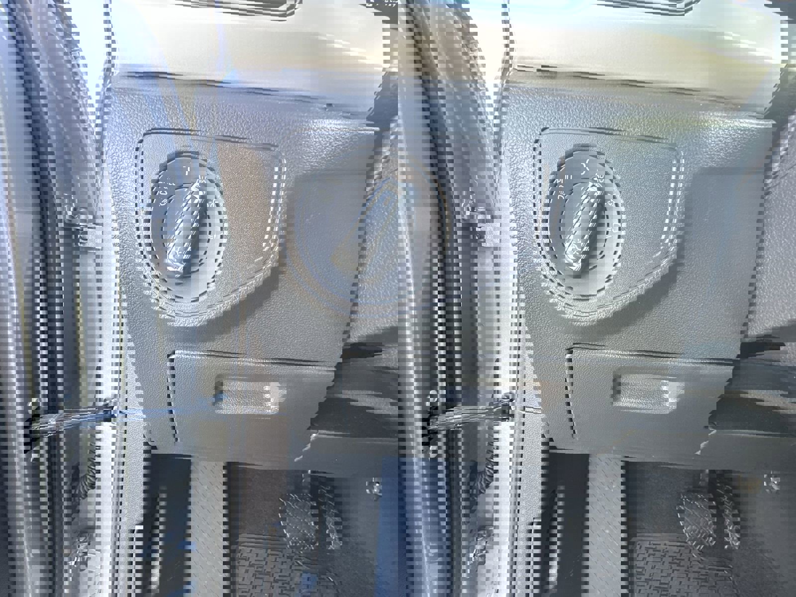 Used 2022 Volkswagen Atlas SEL image 18