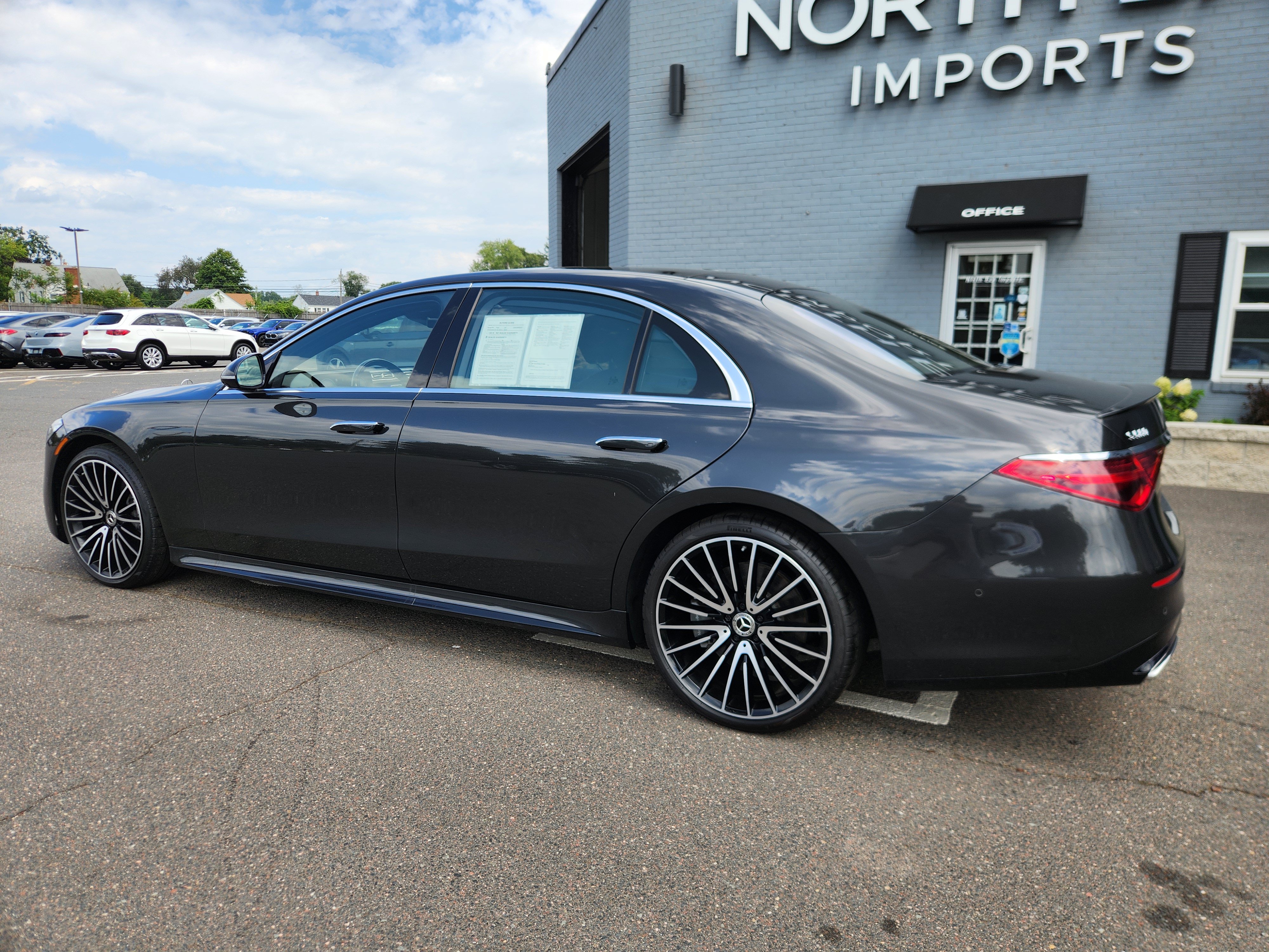 Used 2021 Mercedes-Benz S 580 4MATIC Sedan w/ AMG Line image 13