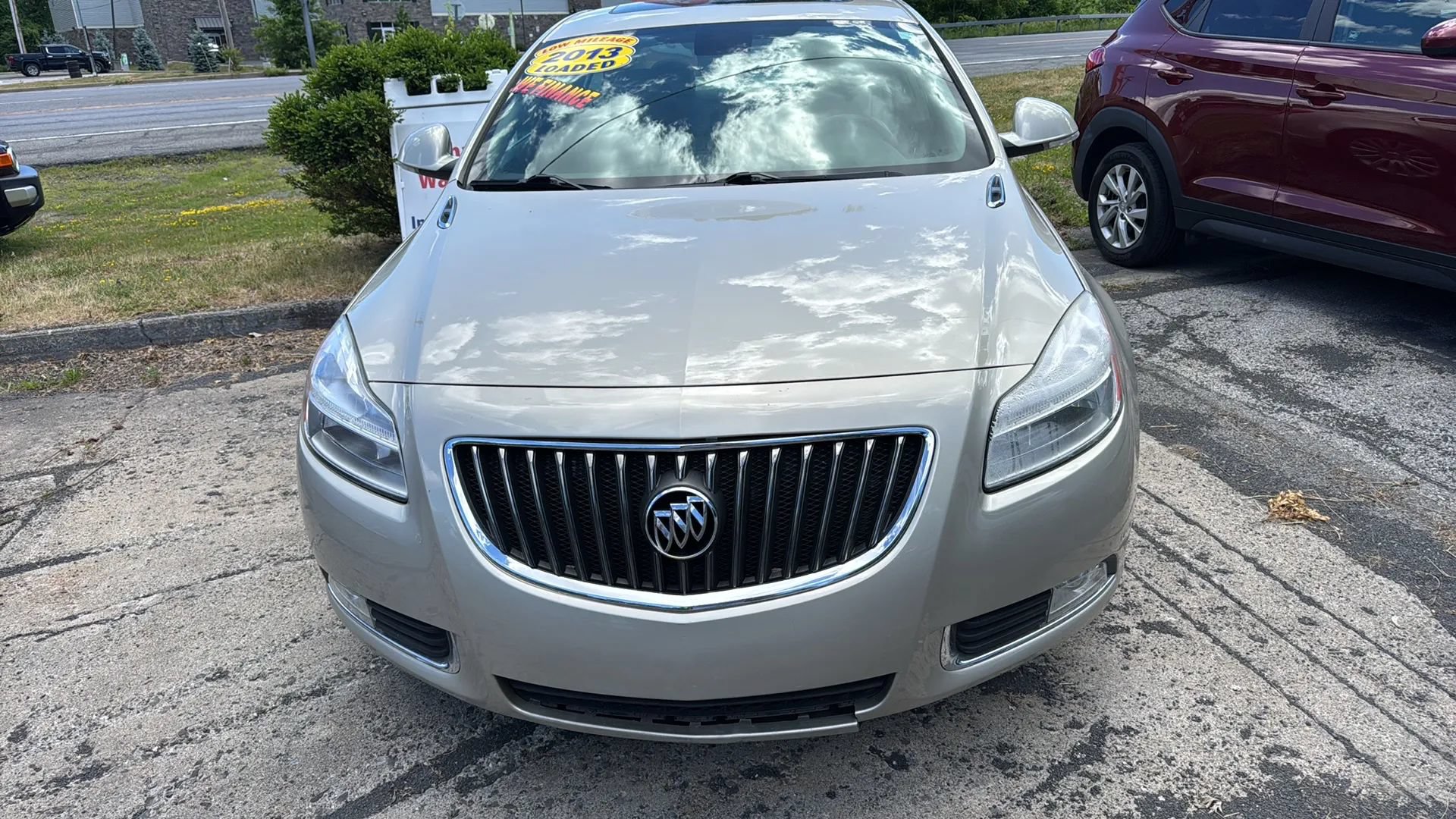 Used 2013 Buick Regal Premium FWD image 2