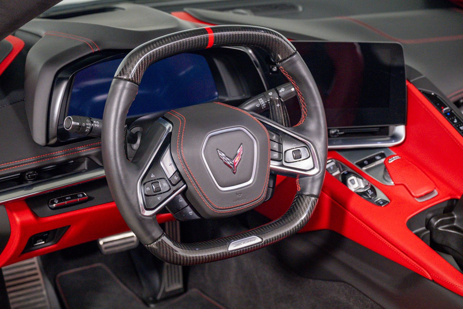 Used 2024 Chevrolet Corvette Z06 RWD image 19