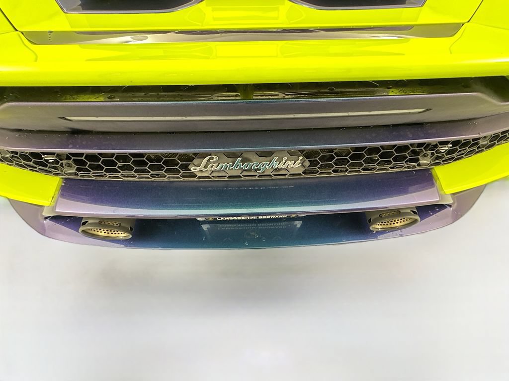 Used 2020 Lamborghini Huracan EVO AWD/4WD image 25