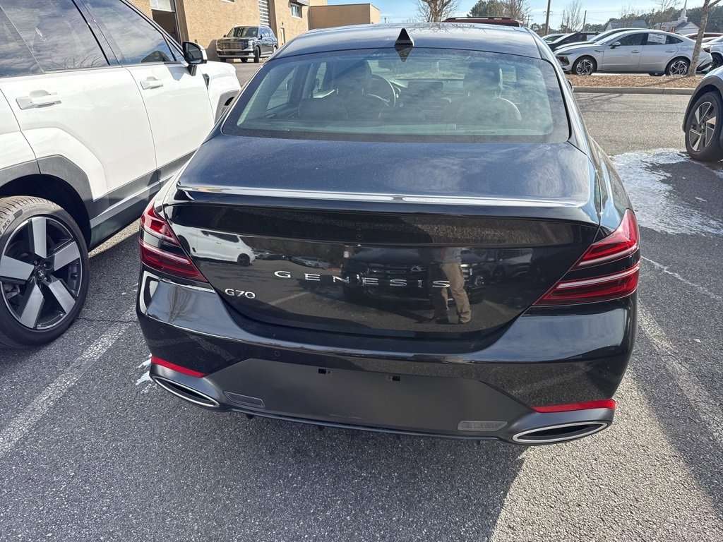Used 2026 Genesis G70 2.5T Prestige image 6