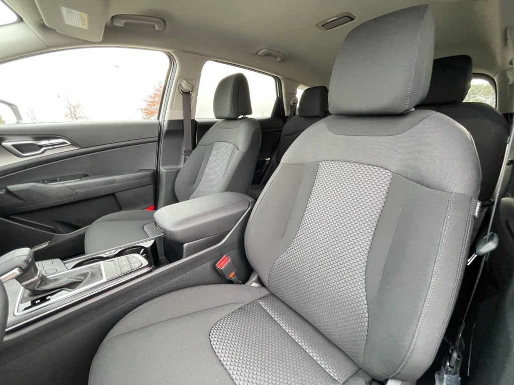 New 2026 Kia Carnival SX Prestige FWD image 22