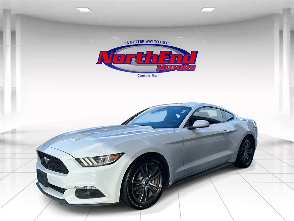 Used 2017 Ford Mustang Coupe image 7