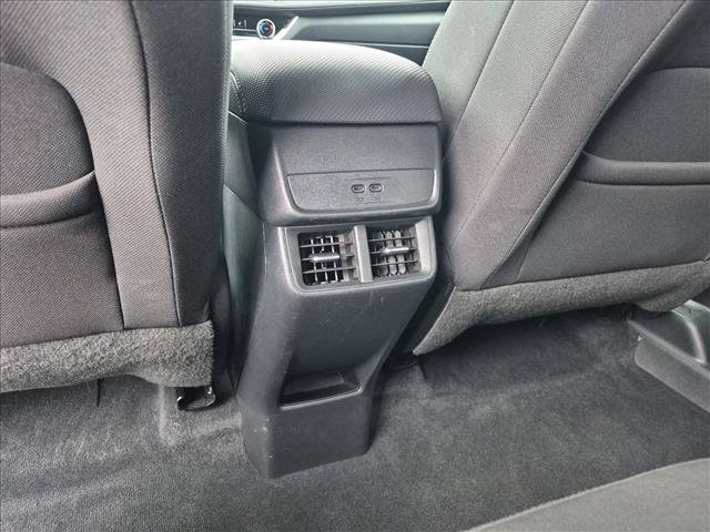 Used 2026 Chevrolet Equinox LT AWD/4WD image 16