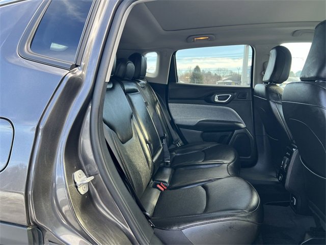 Used 2022 Jeep Compass Latitude w/ Sun and Sound Group image 18
