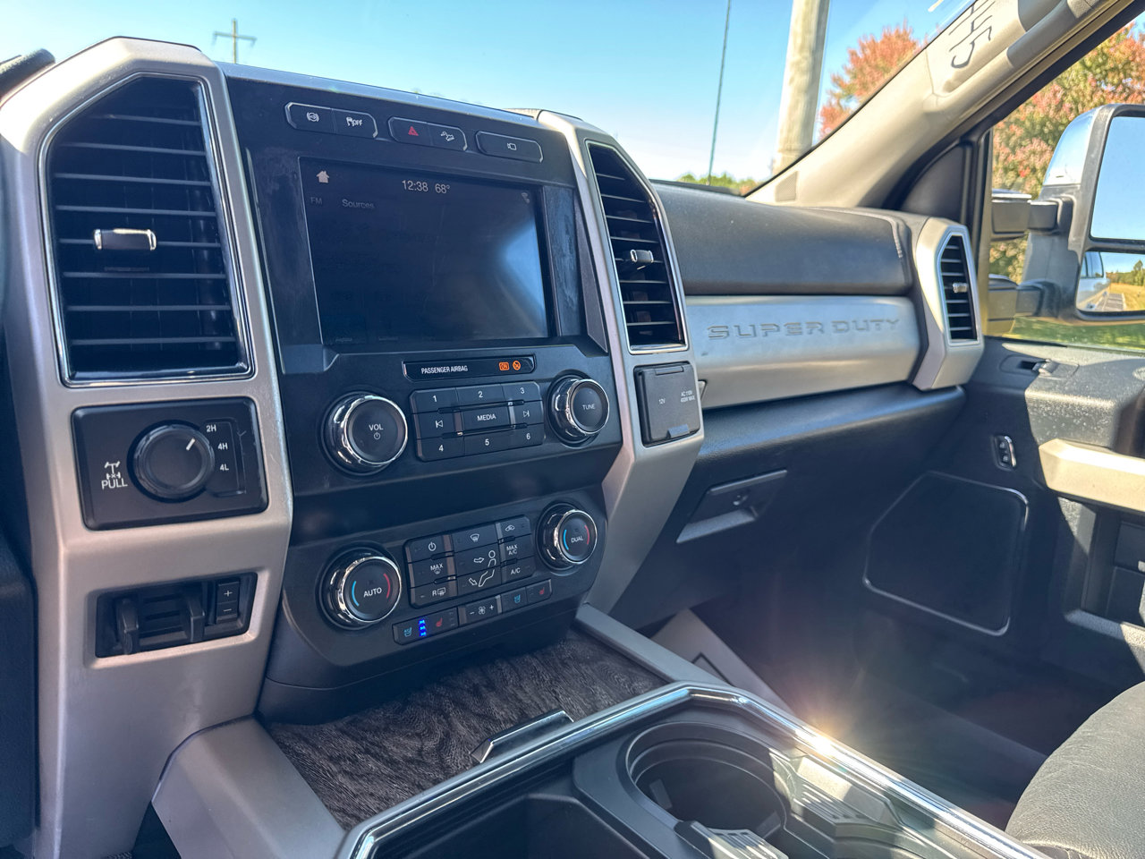 Used 2019 Ford F250 Lariat w/ Lariat Ultimate Package image 18