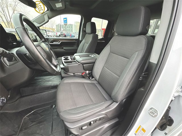 Used 2024 Chevrolet Silverado 1500 LT image 19