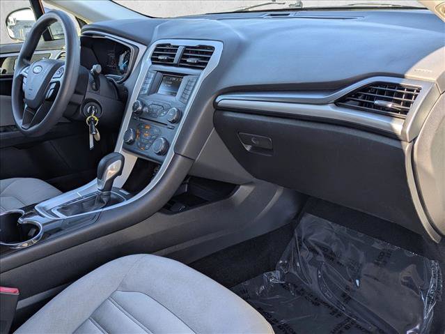 Used 2015 Ford Fusion S image 20