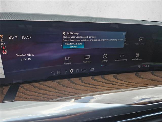Used 2025 Cadillac Escalade ESV Sport Platinum AWD/4WD image 18