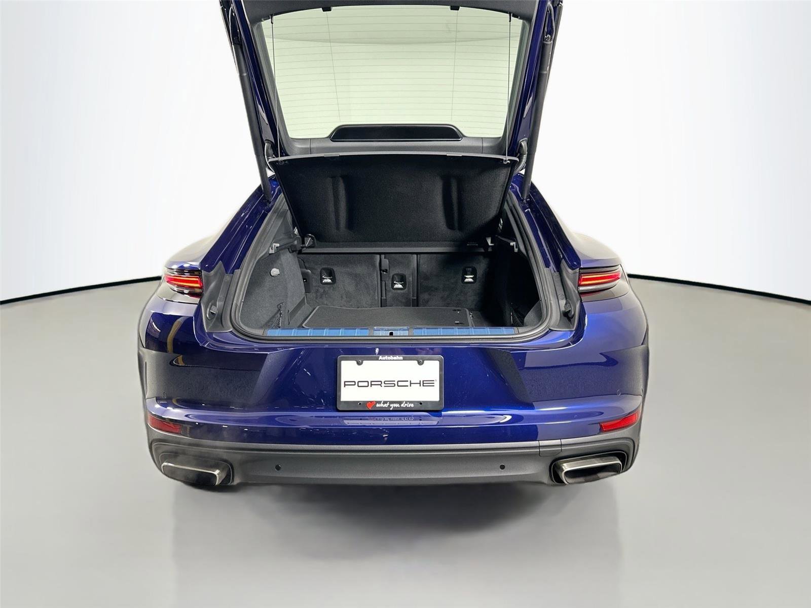 Certified 2026 Porsche Panamera 4 AWD/4WD image 35