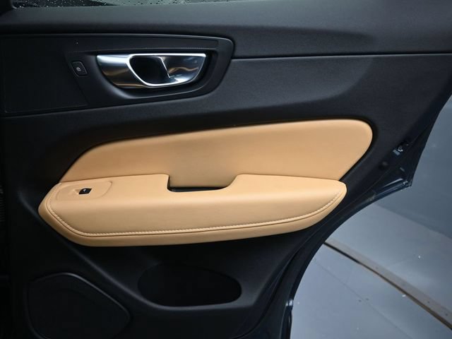 Used 2021 Volvo XC60 T5 Inscription w/ Climate Package AWD/4WD image 29