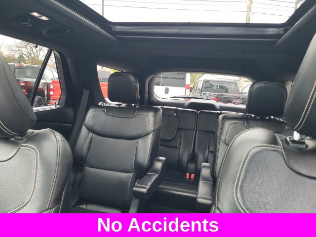 Used 2020 Ford Explorer ST AWD/4WD image 2