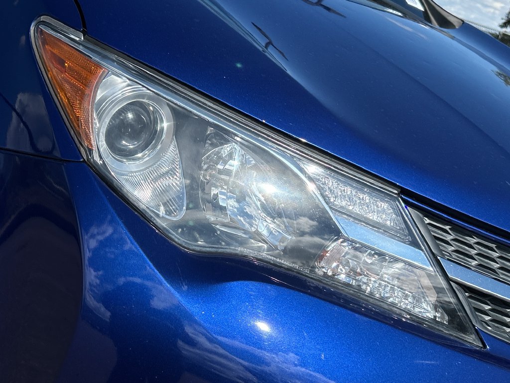 Used 2014 Toyota RAV4 Limited AWD/4WD image 23