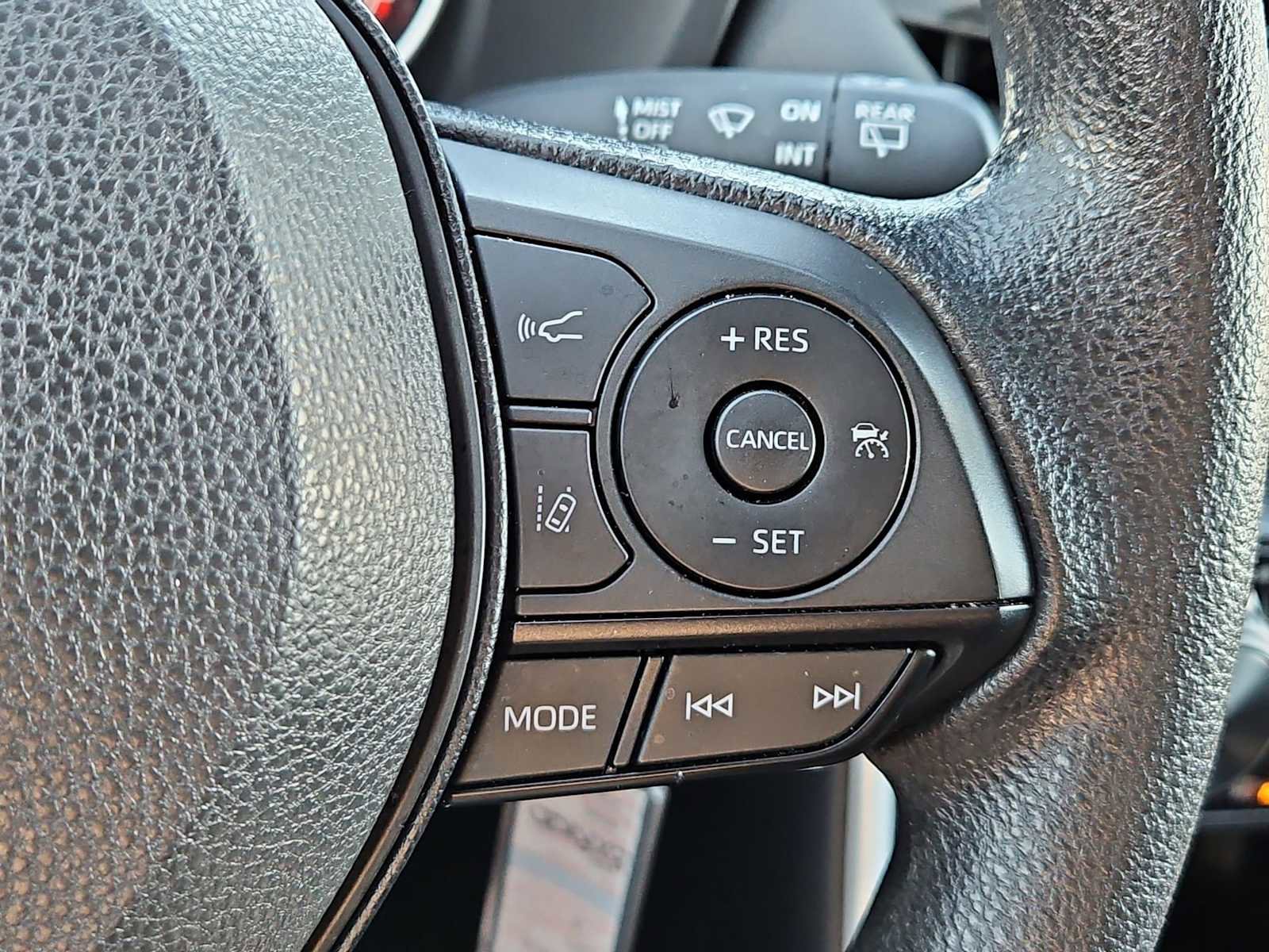 Used 2024 Toyota RAV4 LE image 23