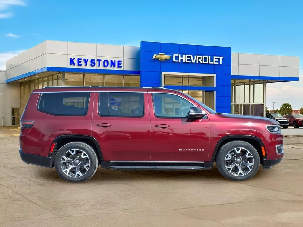 Used 2024 Jeep Wagoneer Series III AWD/4WD image 8