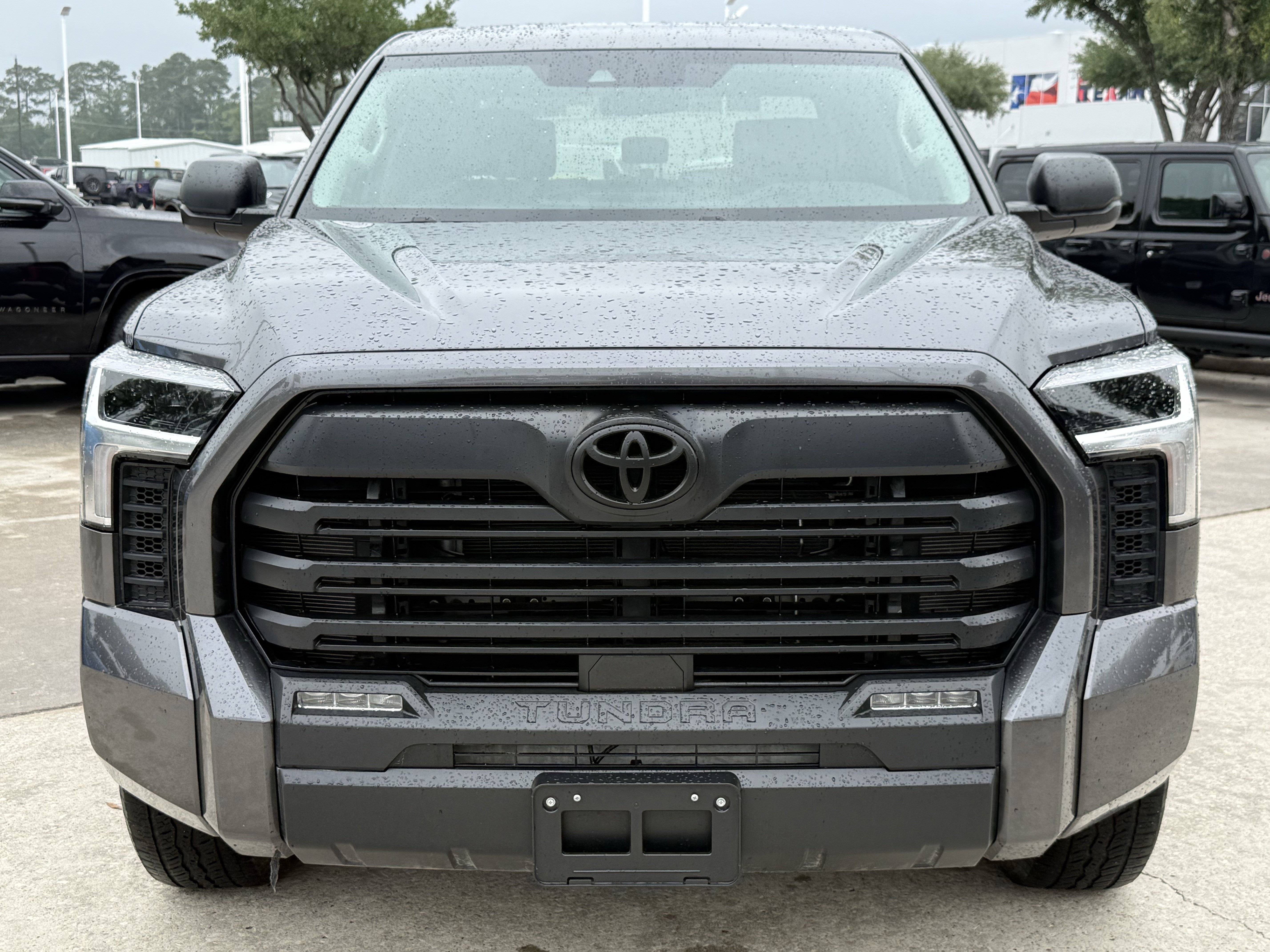Used 2024 Toyota Tundra SR5 AWD/4WD image 11