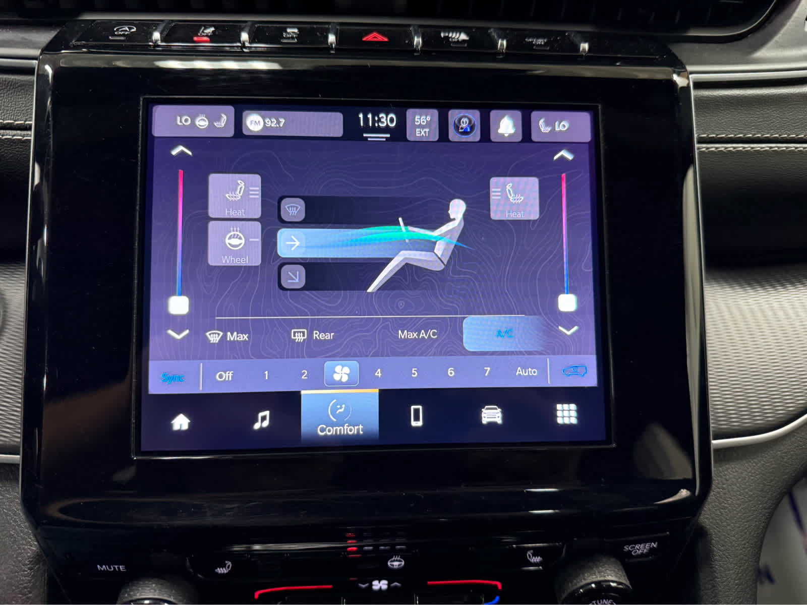 Used 2023 Jeep Grand Cherokee Altitude AWD/4WD image 18