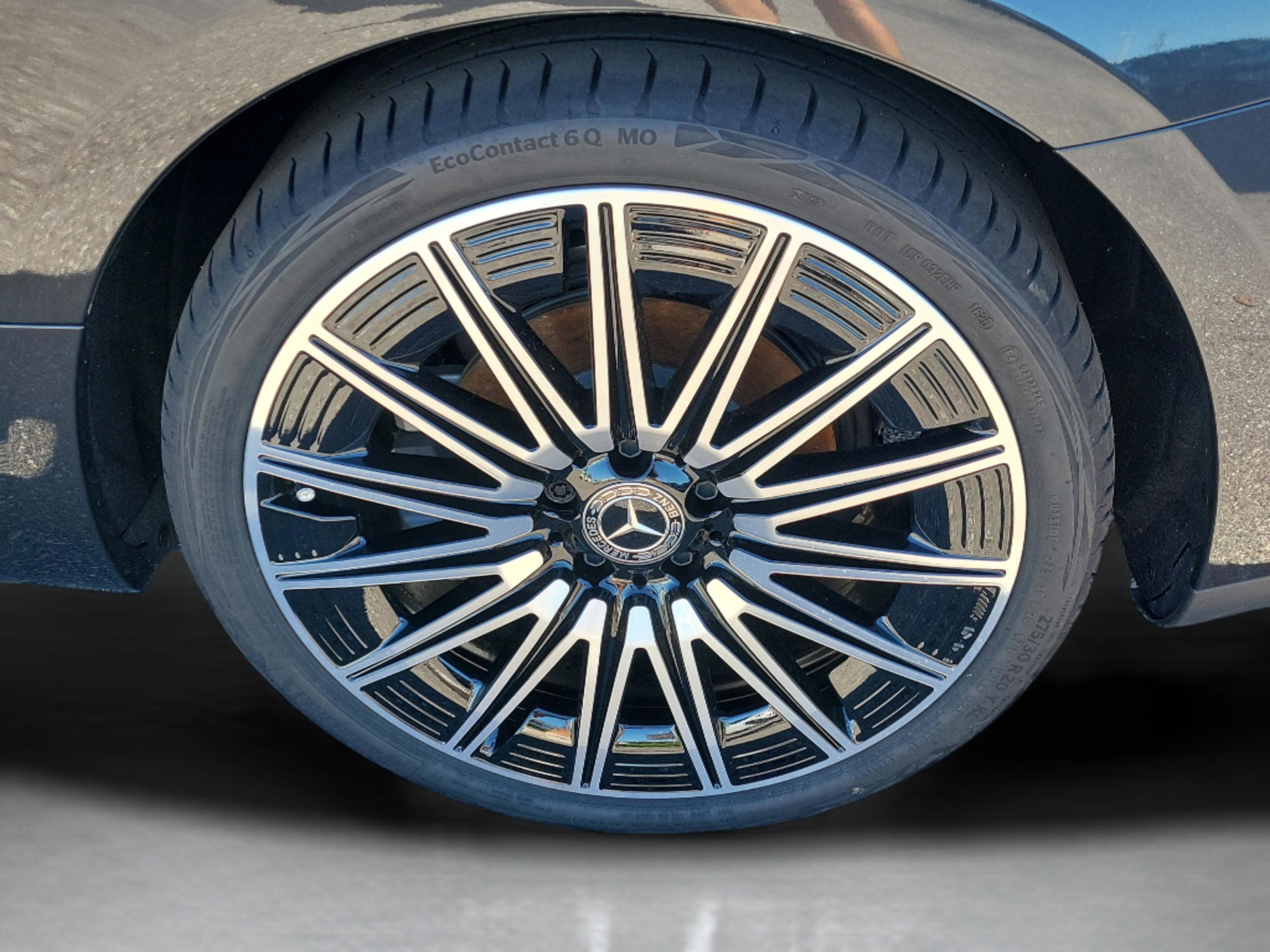 Certified 2026 Mercedes-Benz CLE 300 4MATIC Coupe image 5