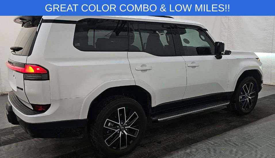 Used 2024 Lexus GX 550 w/ Cold Area Package image 3