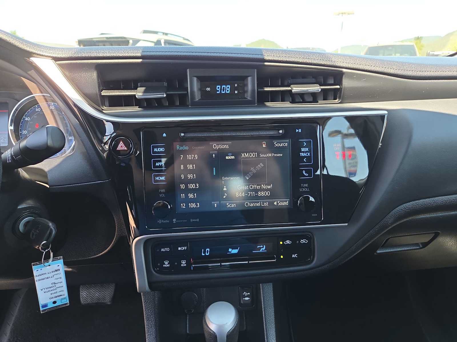 Used 2018 Toyota Corolla LE w/ LE Premium Package FWD image 24