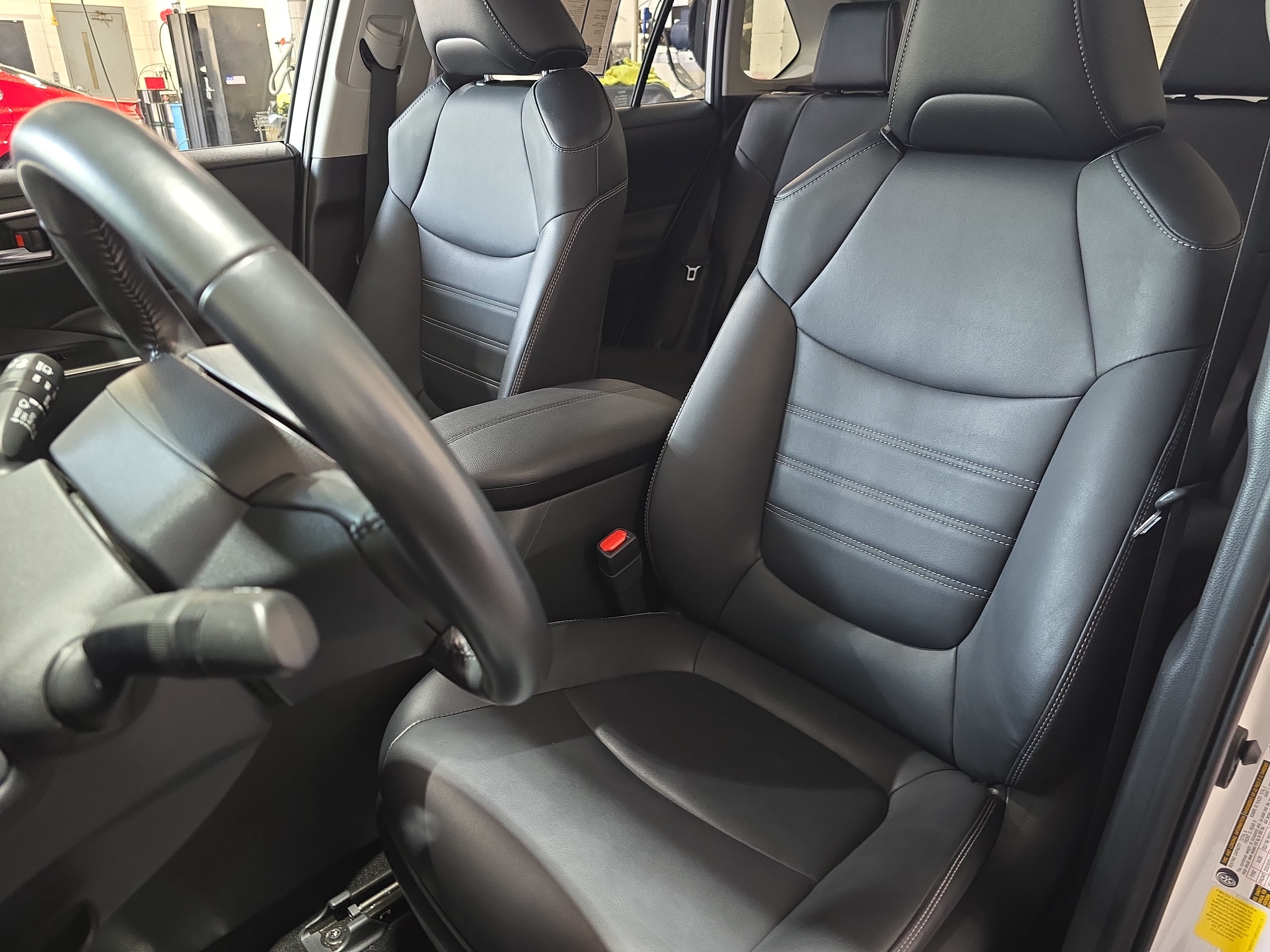 Used 2024 Toyota RAV4 XLE Premium w/ Weather Package AWD/4WD image 15