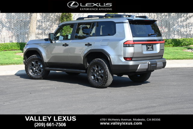 Used 2025 Lexus GX 550 AWD/4WD image 4