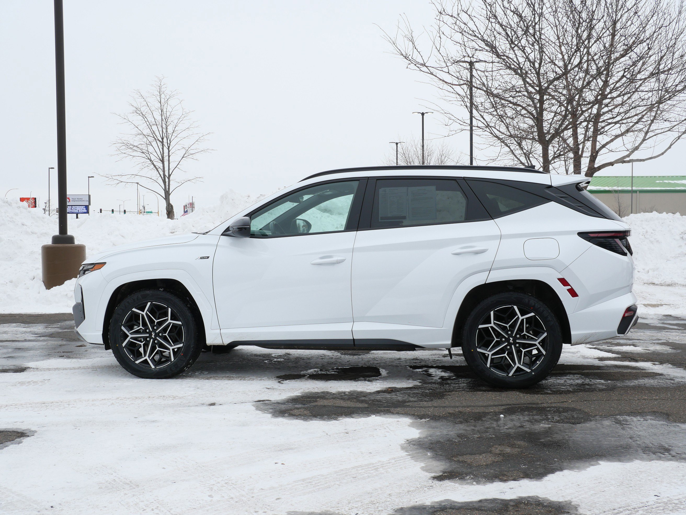 Used 2024 Hyundai Tucson N Line image 2