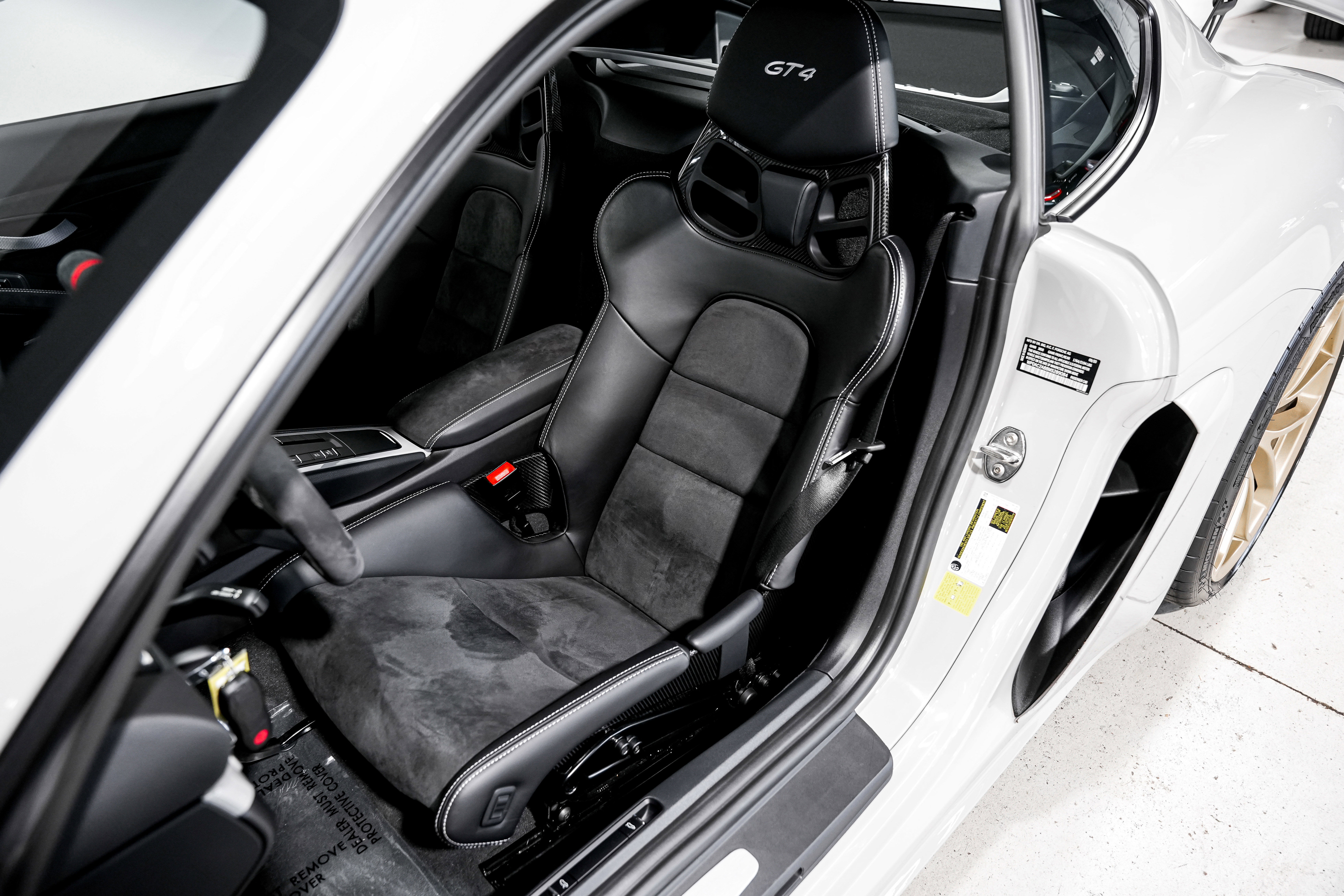 Used 2021 Porsche 718 Cayman GT4 image 20