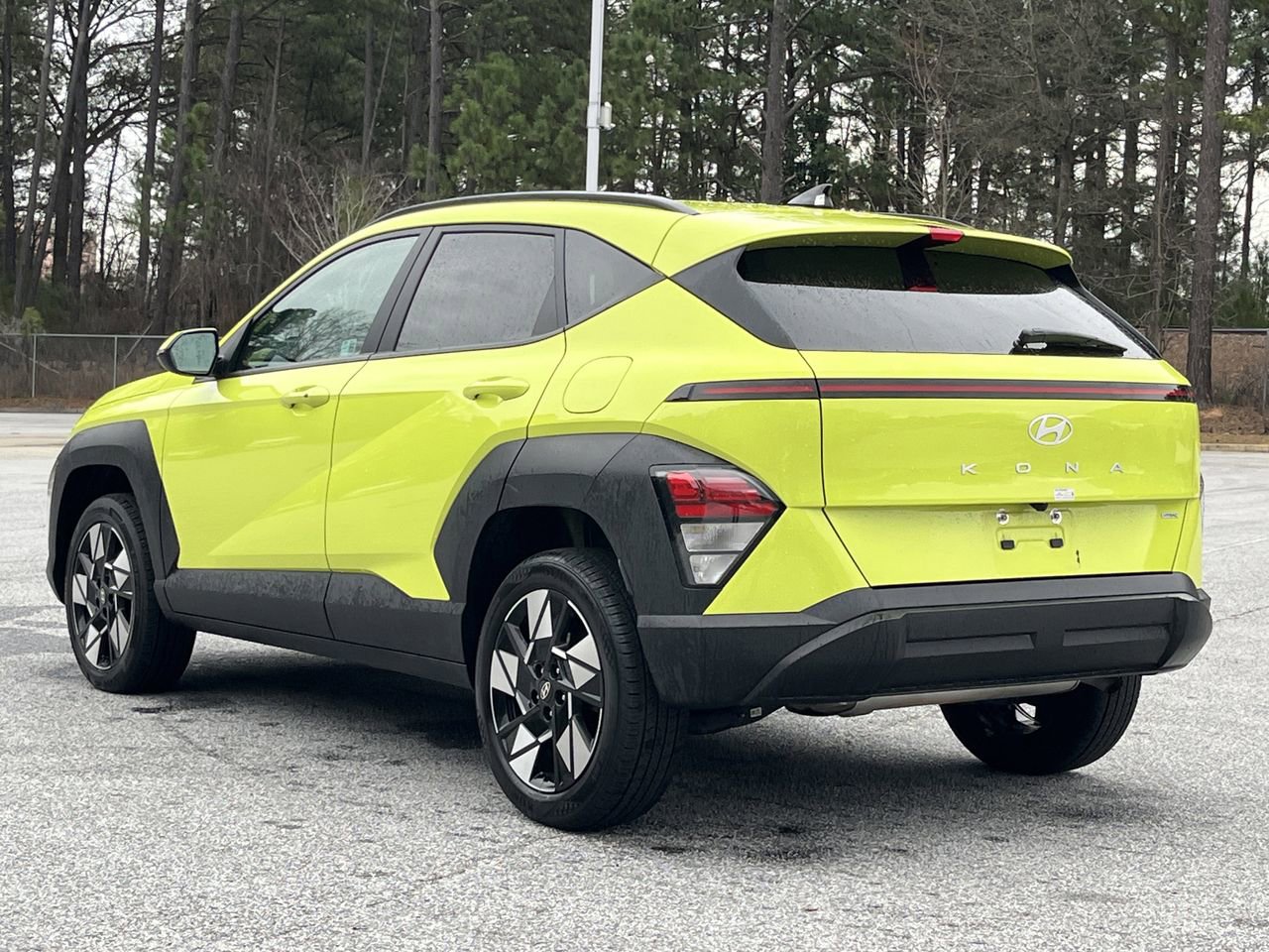 Used 2025 Hyundai Kona SEL image 21