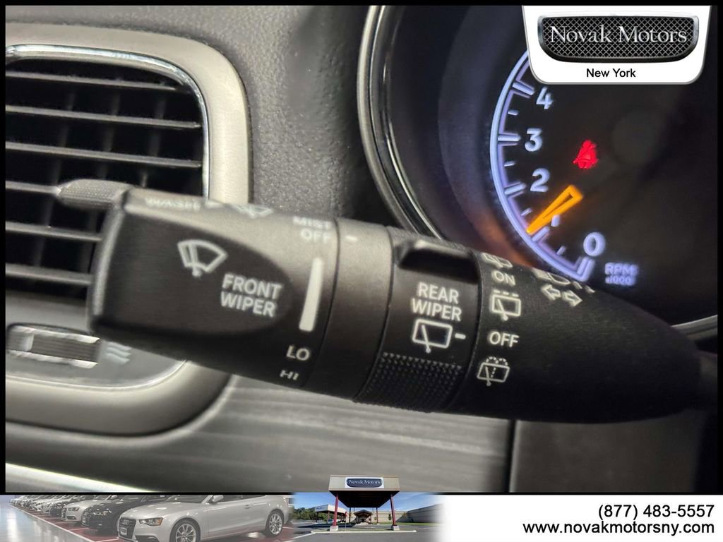 Used 2022 Jeep Grand Cherokee Limited image 16