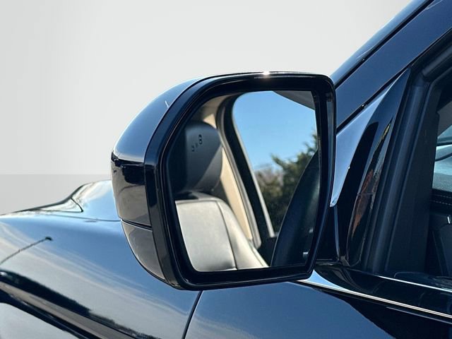 Used 2024 Ford Expedition XLT image 28