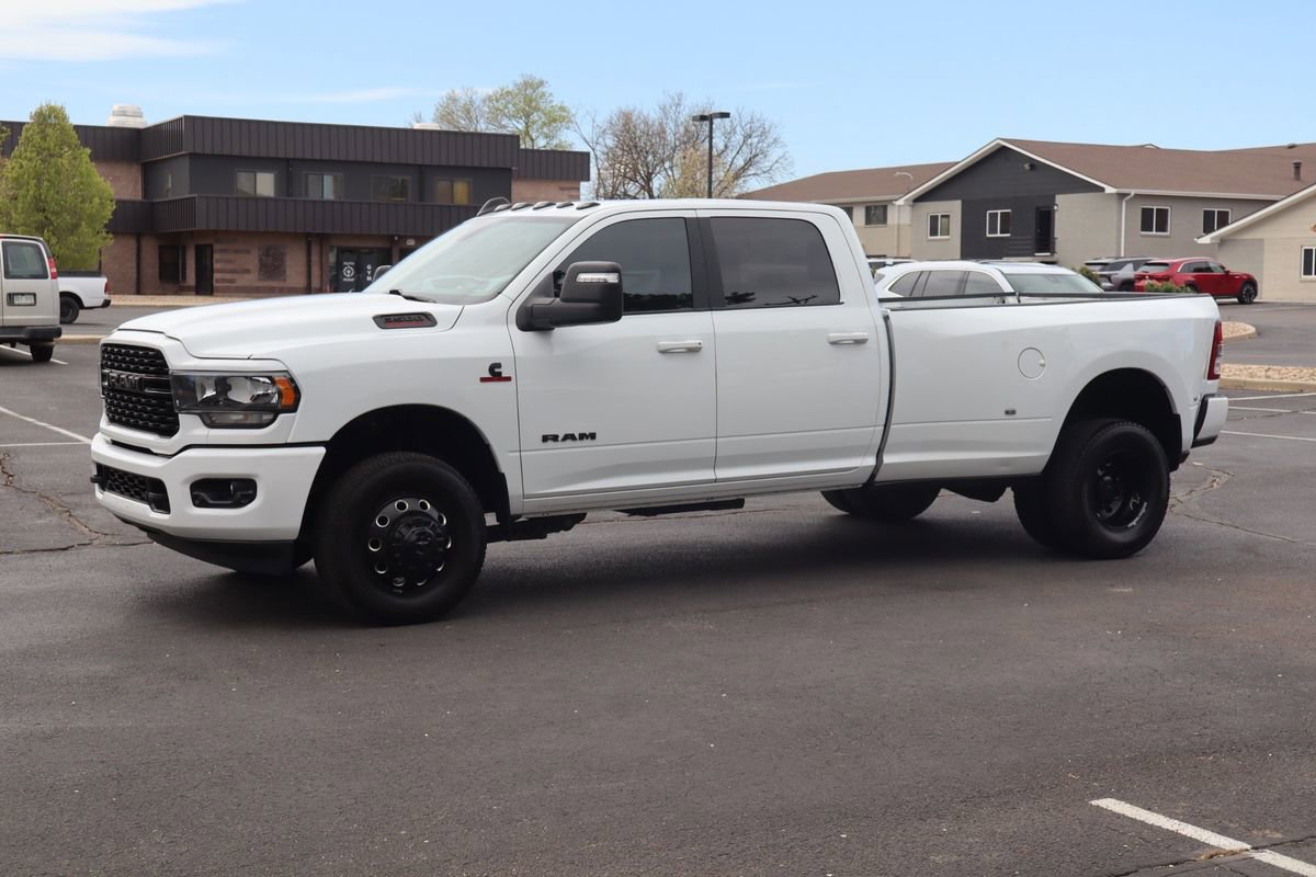 Used 2023 RAM 3500 Big Horn w/ Night Edition AWD/4WD image 10