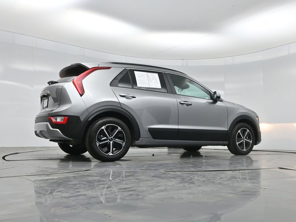 Used 2024 Kia Niro EX FWD image 48